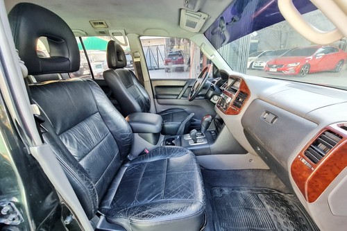 Used 2004 Mitsubishi Pajero GLS 3.8 V6 Gas 4WD AT