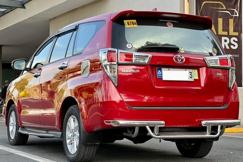 Second hand 2017 Toyota Innova Gas MT 2.0 J 