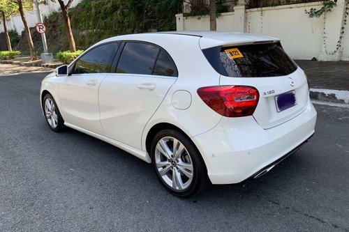 2nd Hand 2018 Mercedes-Benz A-Class 180 (automatic)