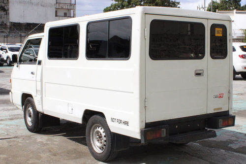 Second hand 2017 Mitsubishi L300 2.5L FB Deluxe MT 