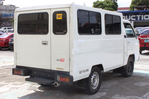 2nd Hand 2017 Mitsubishi L300 2.5L FB Deluxe MT