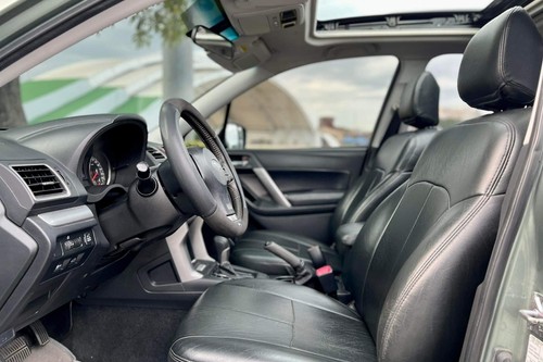 Used 2015 Subaru Forester 2.0i-P CVT