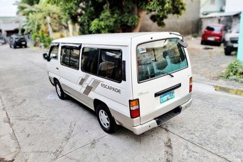 Old 2013 Nissan Urvan 12 Seater ESCAPADE
