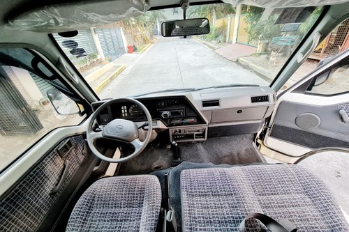 Used 2013 Nissan Urvan 12 Seater ESCAPADE