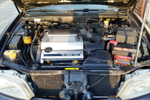 Old 1999 Nissan Cefiro Elite