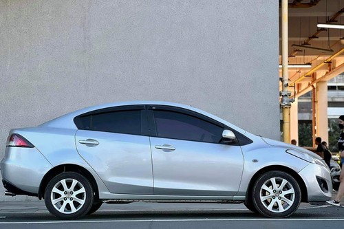 Used 2013 Mazda 2 Sedan 1.5L AT