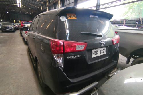 Second hand 2018 Toyota Innova 2.8 E Diesel AT 