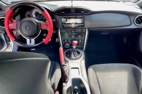 Used 2015 Toyota 86 2.0L AT