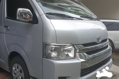 Second hand 2015 Toyota Hiace GL Grandia M/T 