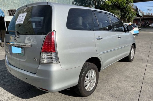 Second hand 2012 Toyota Innova 2.0 G Gas AT 