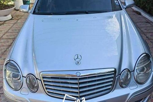 Second hand 2008 Mercedes-Benz E-Class Sedan 3.0L E280 AT 