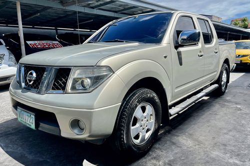 Second hand 2013 Nissan Frontier Navara 2.5L LE AT 