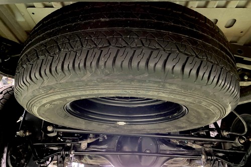 Used 2020 Nissan NP300 Navara 2.5L 4x2 EL 7AT Calibre