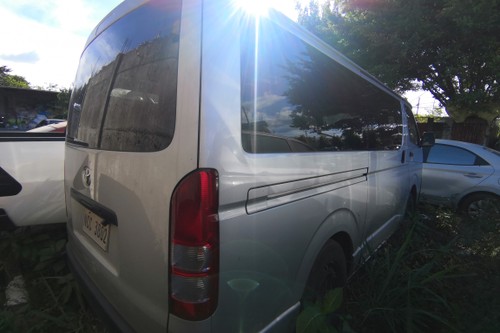 Old 2018 Toyota Hiace Commuter 3.0 M/T