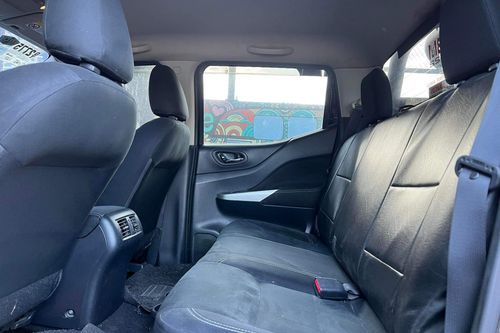 Used 2017 Nissan NP300 Navara 2.5L EL MT 4x2