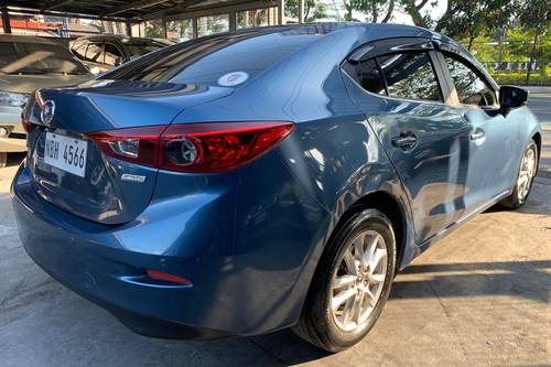 Second hand 2018 Mazda 3 Sedan 1.6 V AT 