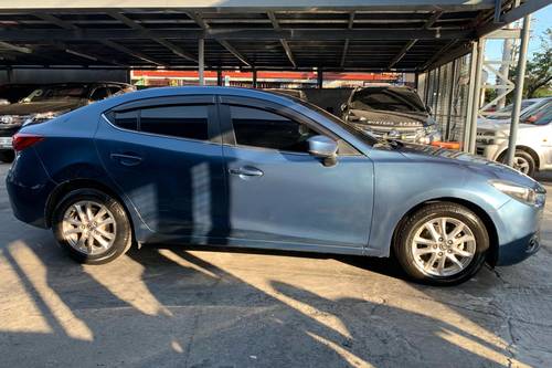 Used 2018 Mazda 3 Sedan 1.6 V AT