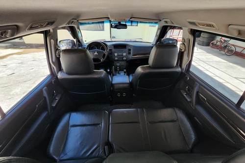 Used 2011 Mitsubishi Pajero GLS 3.2 Di-D 4WD AT