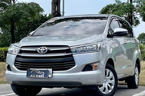 Second hand 2018 Toyota Innova 2.0 J Gas MT 