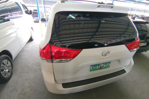 Used 2022 Toyota Sienna Luxury