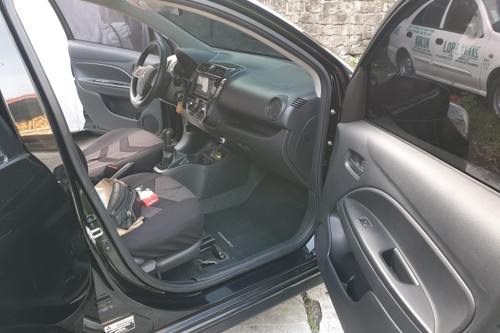 Old 2017 Mitsubishi Mirage G4 GLX MT