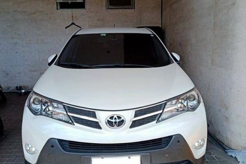 Used 2014 Toyota RAV 4 2.5L Active AT