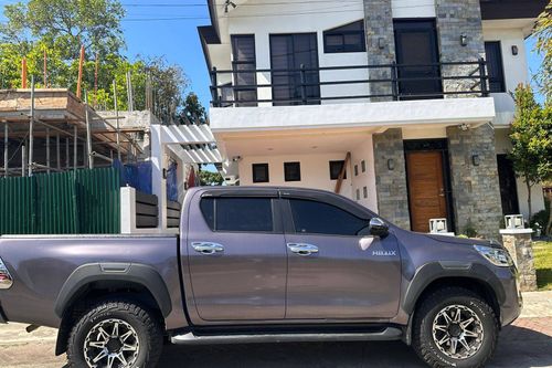 Second hand 2021 Toyota Hilux 2.4L G 2WD MT 