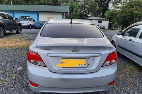 Old 2017 Hyundai Accent 1.4 GL 6MT w/o Airbags