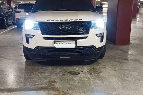 Second hand 2018 Ford Explorer 3.5L 4x4 Limited+ 