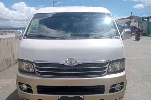 Second Hand 2010 Toyota Hiace