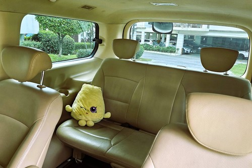 Second hand 2014 Hyundai Grand Starex 2.5 CRDi GLS 5AT (Dsl-Swivel) 10 Seater 