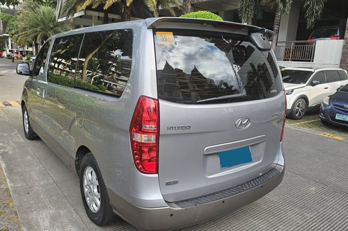 Used 2014 Hyundai Grand Starex 2.5 CRDi GLS 5AT (Dsl-Swivel) 10 Seater