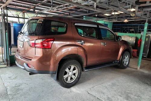 Used 2015 Isuzu mu-X 2.5 LS MT