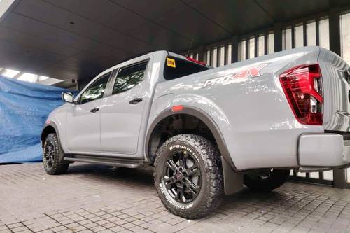 Second hand 2021 Nissan NP300 Navara 2.5L Pro-4X AT 4x4 