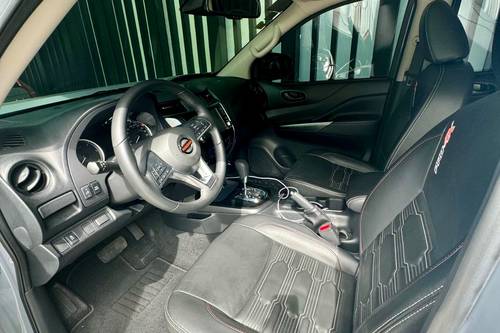 Old 2021 Nissan NP300 Navara 2.5L Pro-4X AT 4x4