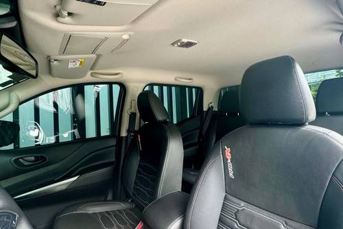 Used 2021 Nissan NP300 Navara 2.5L Pro-4X AT 4x4
