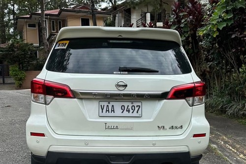 Second hand 2021 Nissan Terra 2.5L 4x4 Sport AT 