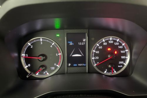 Old 2021 Toyota Hiace Super Grandia Elite AT