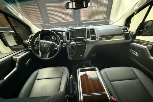 Second hand 2021 Toyota Hiace Super Grandia Elite AT 