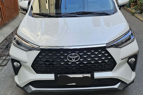 Second hand 2023 Toyota Veloz 1.5L V 