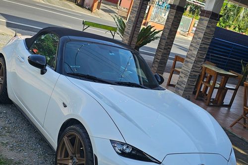 Used 2017 Mazda MX-5 SkyActiv-G 2.0 L MT