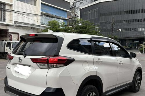 Second hand 2019 Toyota Rush 1.5 E AT 
