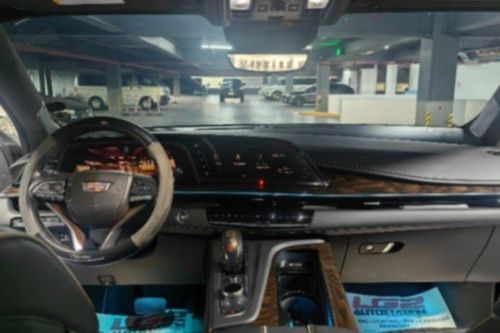 Second hand 2023 Cadillac Escalade ESV Platinum 