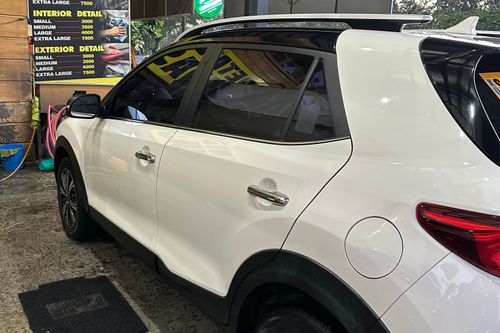 2nd Hand 2023 Kia Stonic EX AT