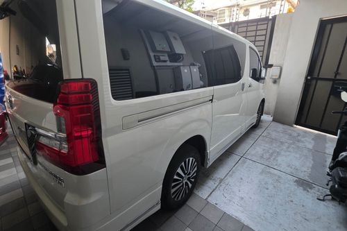 2022 Toyota Hiace