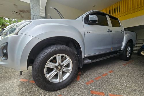 Old 2016 Isuzu D-Max 3.0 4x2 LS-A MT