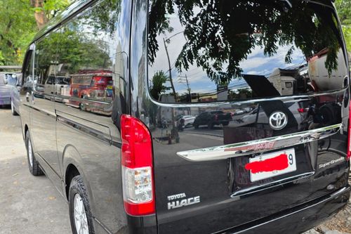 Second hand 2015 Toyota Hiace 2.8L Super Grandia AT 