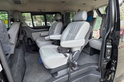 2nd Hand 2015 Toyota Hiace 2.8L Super Grandia AT