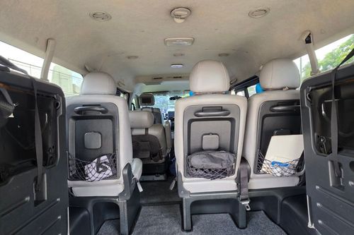 Used 2015 Toyota Hiace 2.8L Super Grandia AT