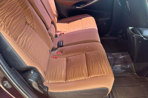 Old 2016 Toyota Innova 2.8 G Diesel AT